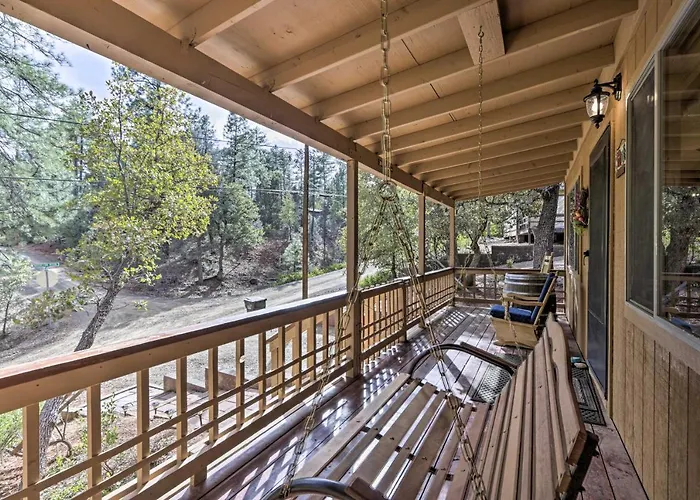 Porch, Grill + Loft: Rustic Rim Country Retreat! *